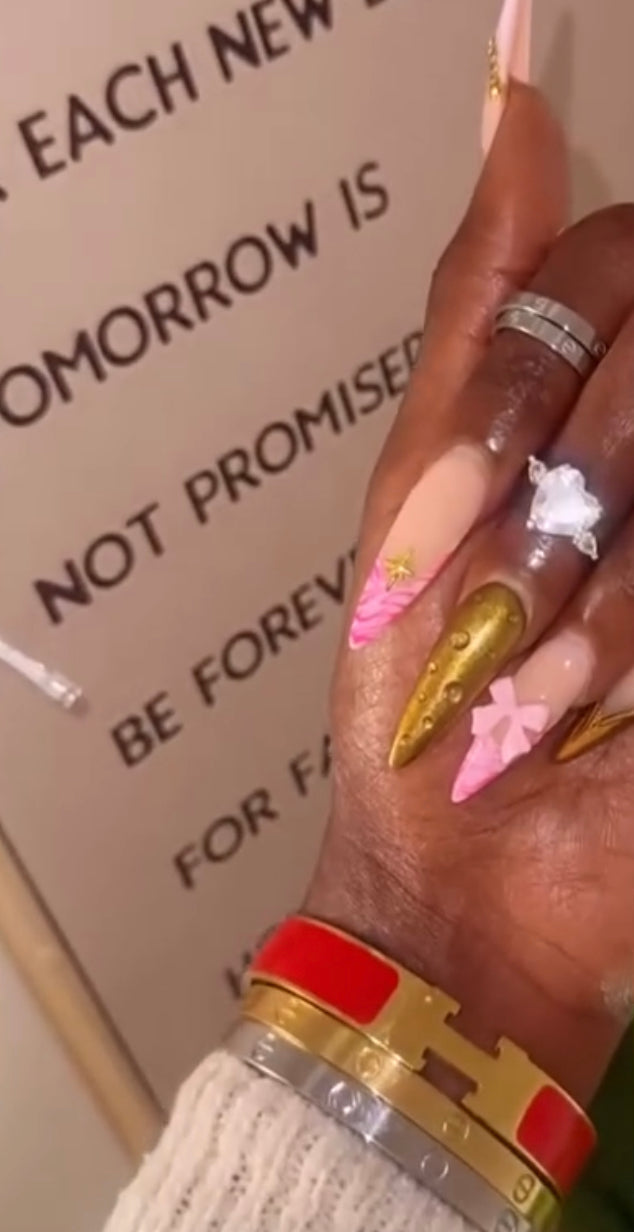 “ Lovely “  bracelet